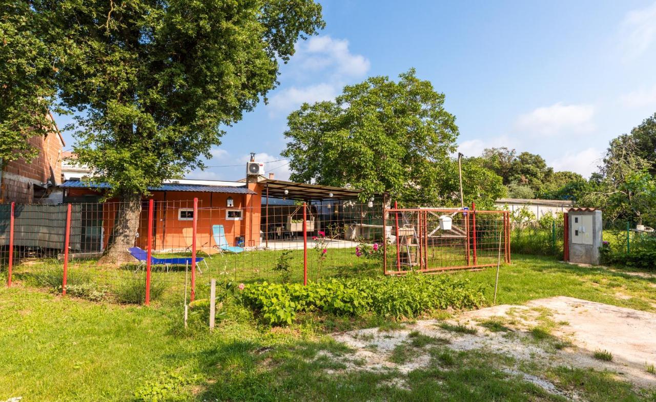 Vacation House "Andy" Pula Exterior foto