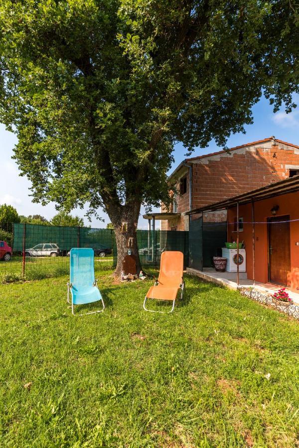 Vacation House "Andy" Pula Exterior foto